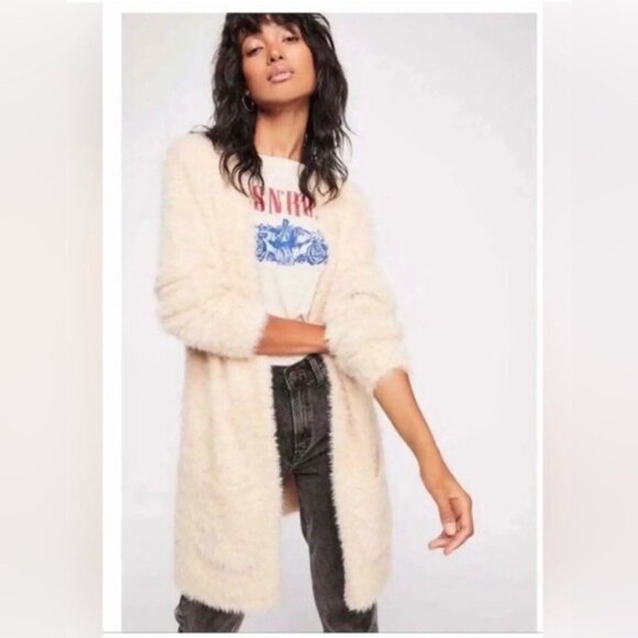 Free People Eyelash Long Cardigan Open Sweater Women's XS Light Gray White Boho - Picture 2 of 12